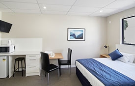 this room can accommodate up to 3 persons